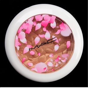 Mac Cosmetics Spring Bling highlight